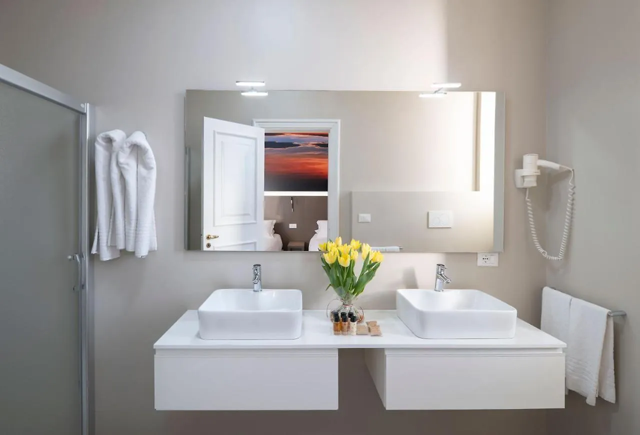 Hotel Delle Palme Lecce 4*,
