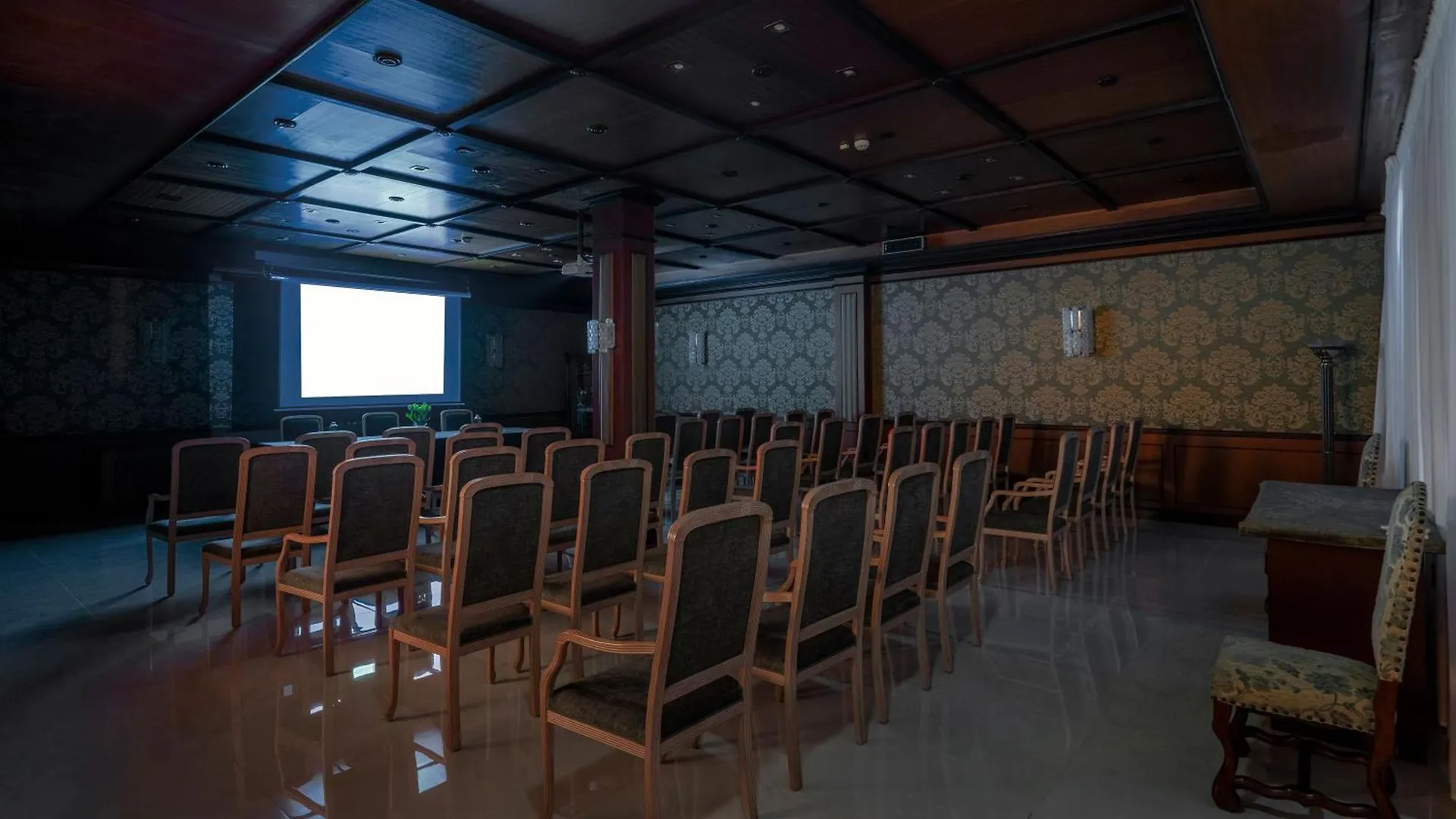 Hotel Delle Palme Lecce 4*,