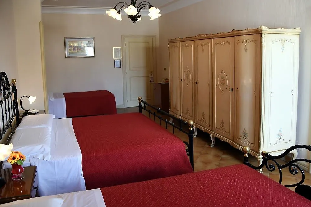 Hotel Delle Palme Lecce 4*,