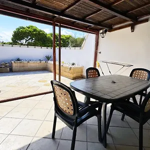 Apartment Casa Chiara, Roof Terrace, 100m To The Historical Center, Lecce